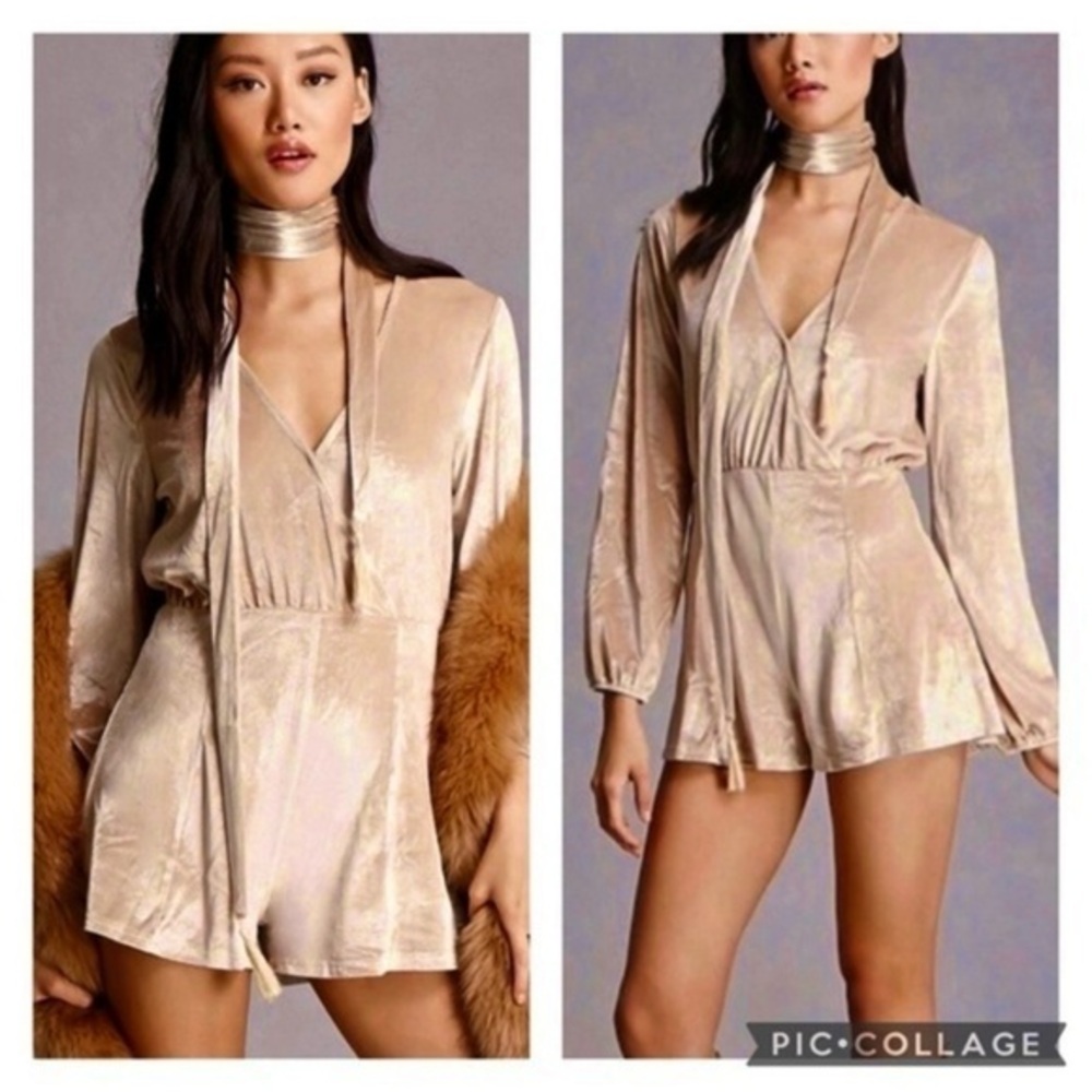 Honey Punch Romper Velvet Open Back Tan Long Sleeve S Cocktail Concert